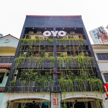 Super Oyo Capital O 217 A1 Hotel Surabaja Exteriér fotografie