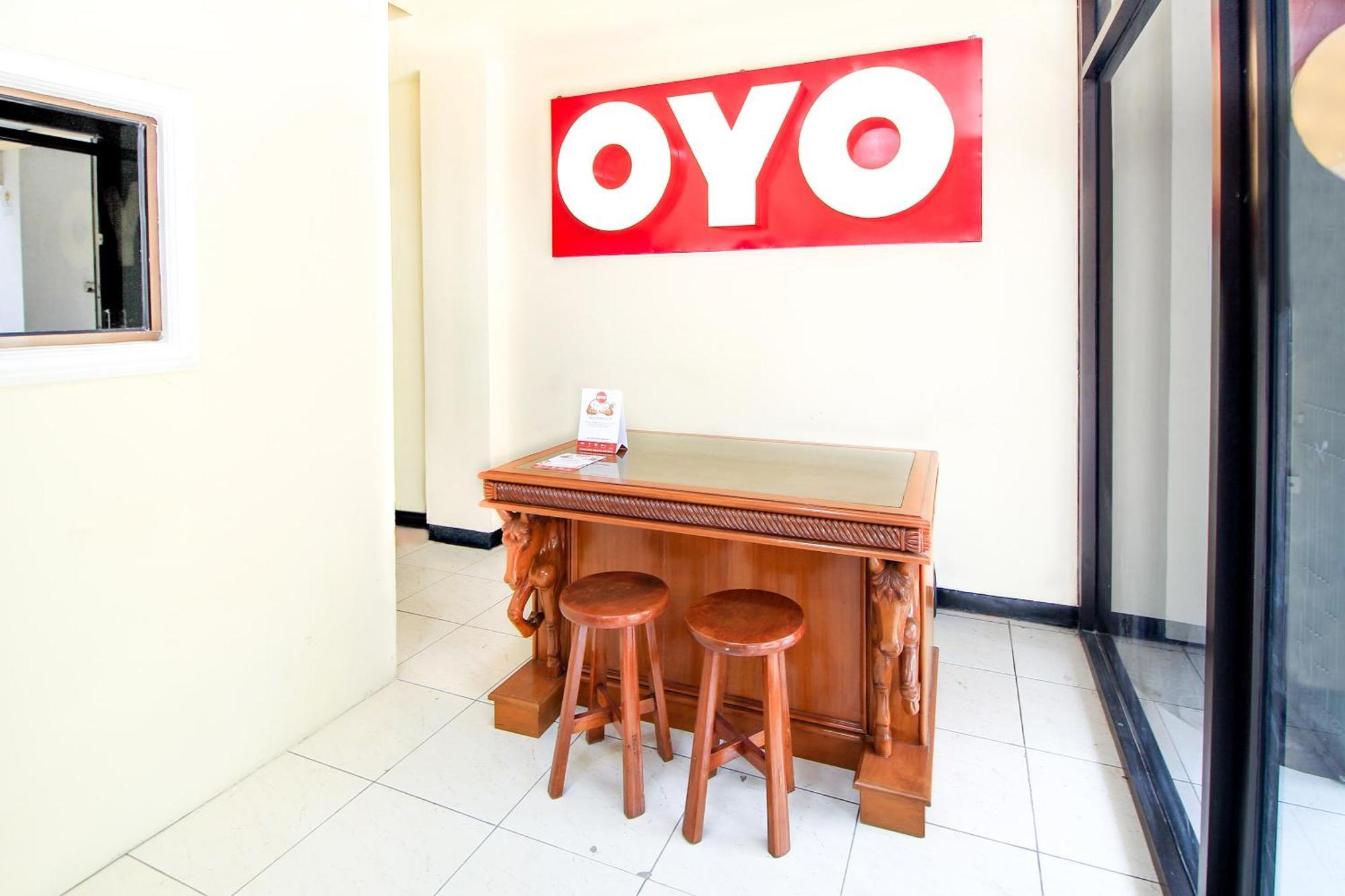 Super Oyo Capital O 217 A1 Hotel Surabaja Exteriér fotografie