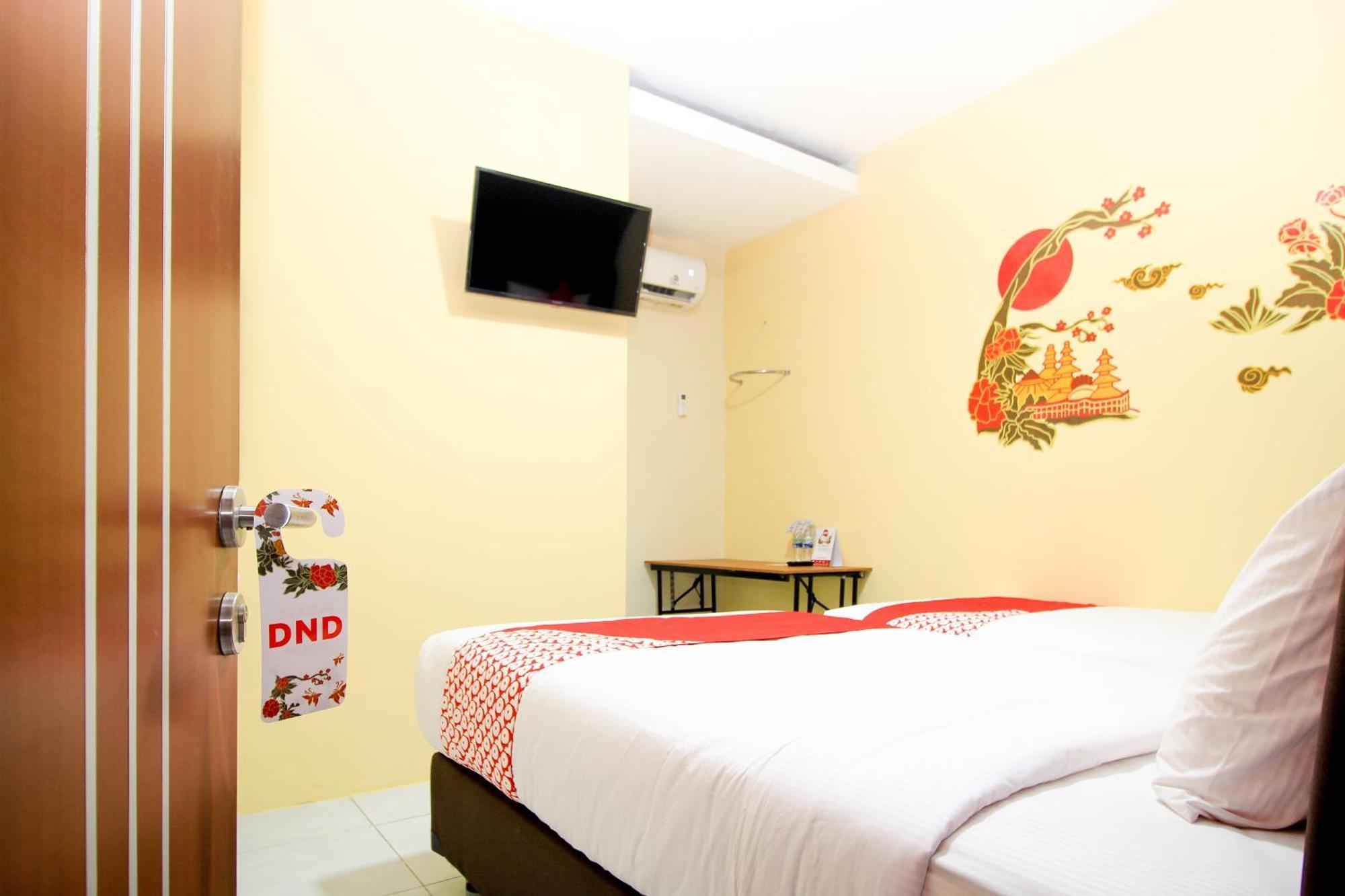 Super Oyo Capital O 217 A1 Hotel Surabaja Exteriér fotografie